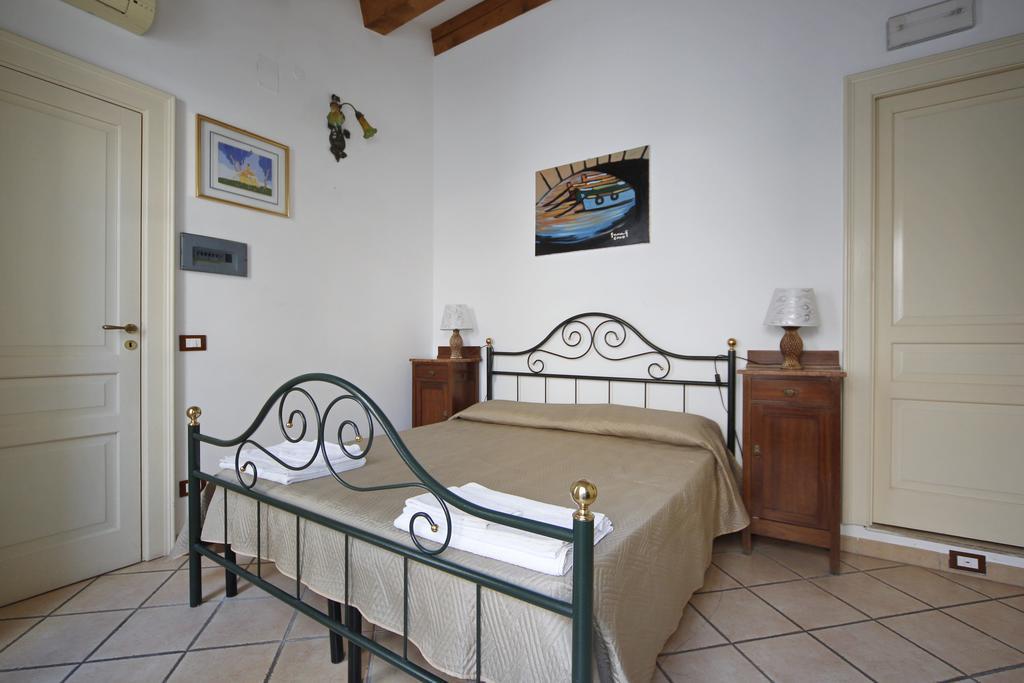 סירקוזה Ortigia Camere Con Vista Da Giulio B&B מראה חיצוני תמונה